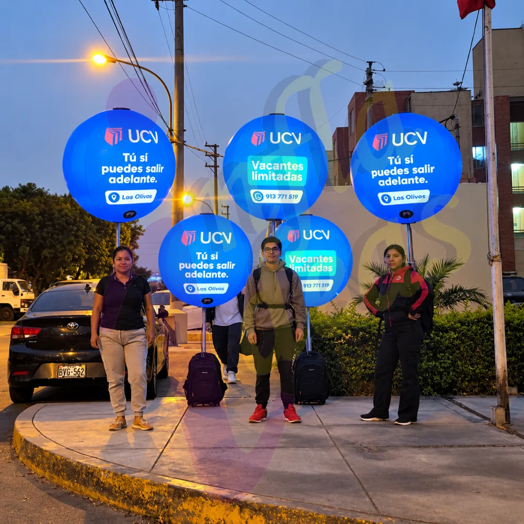 Globo mochila publicitario Universidad César Vallejo UCV